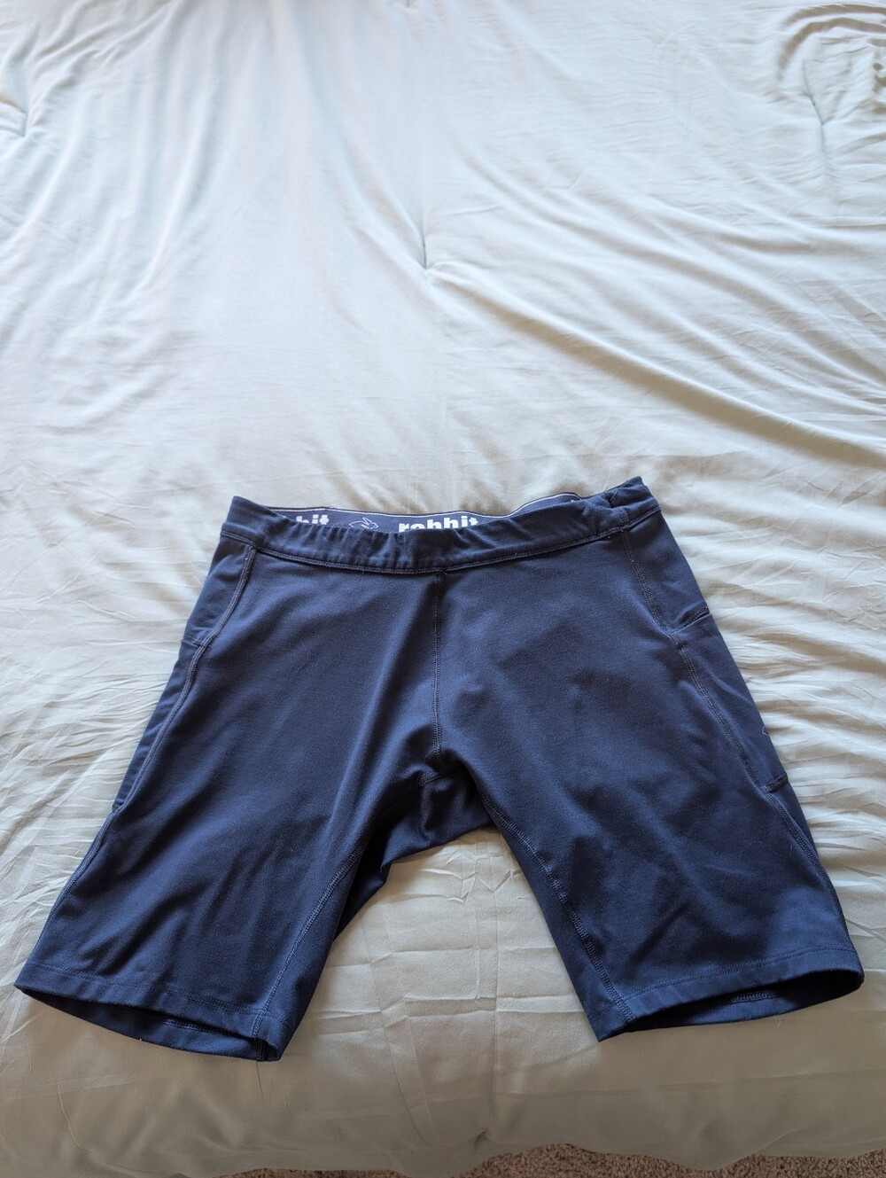 Women's Rabbit Active Wear Shorts SZ M/L - Picture 1 of 6